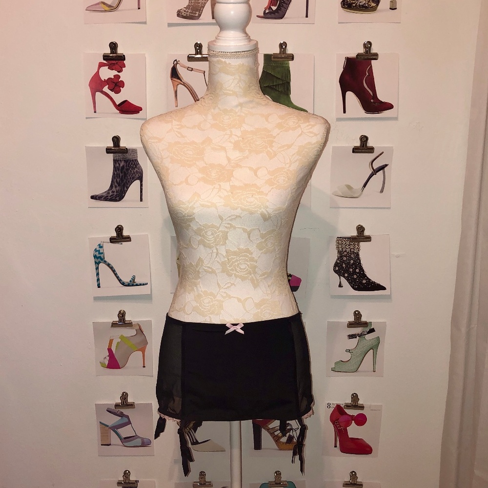 VS Sexy Little Things Garter Belt Skirt